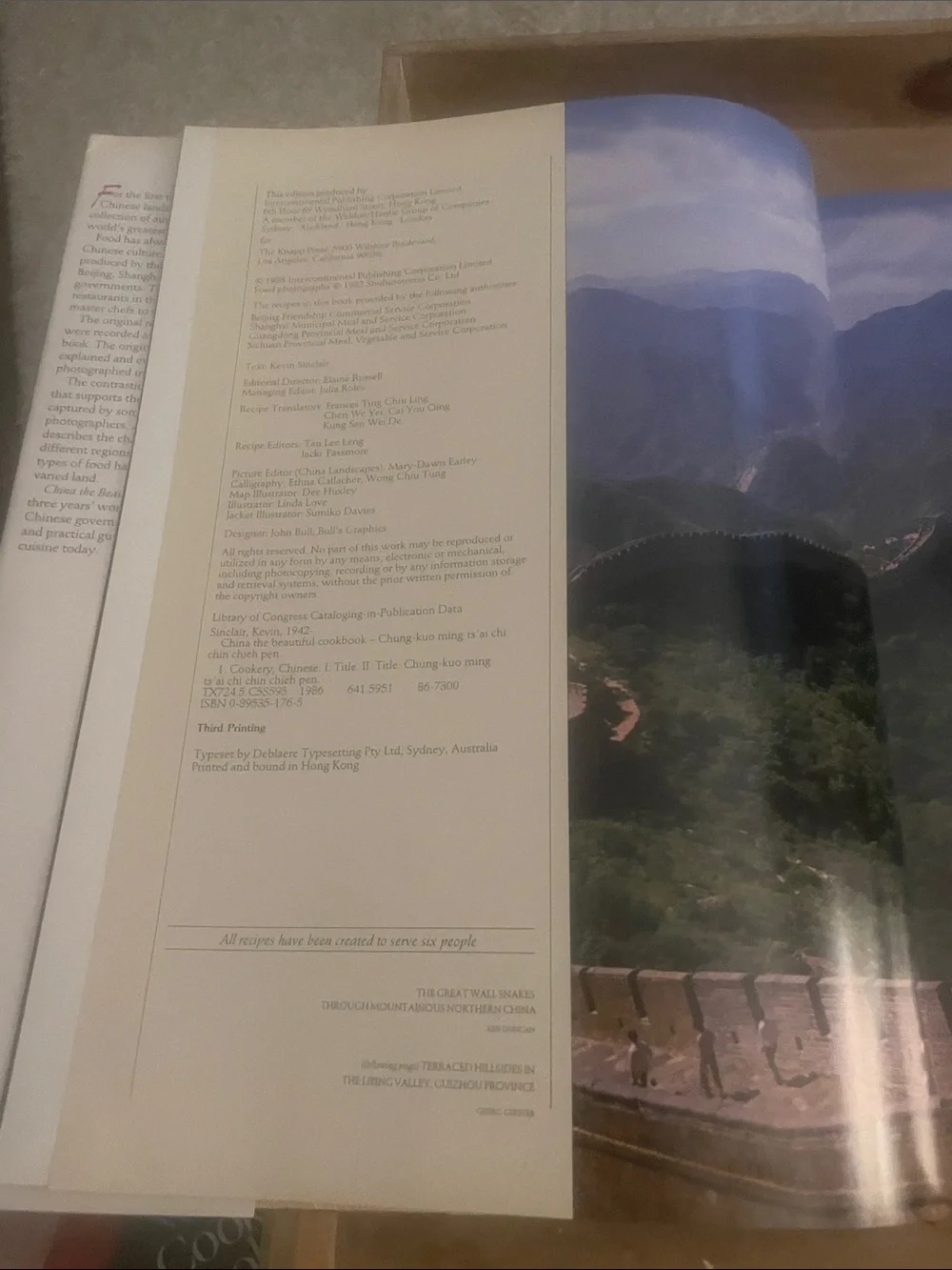 China the Beautiful Cookbook - Illustrated Multicolor hardcover Kevin Sinclair